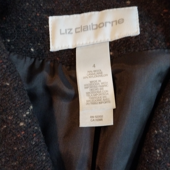 LIZ Claiborne wool blend cropped Blazer. - Picture 2 of 5